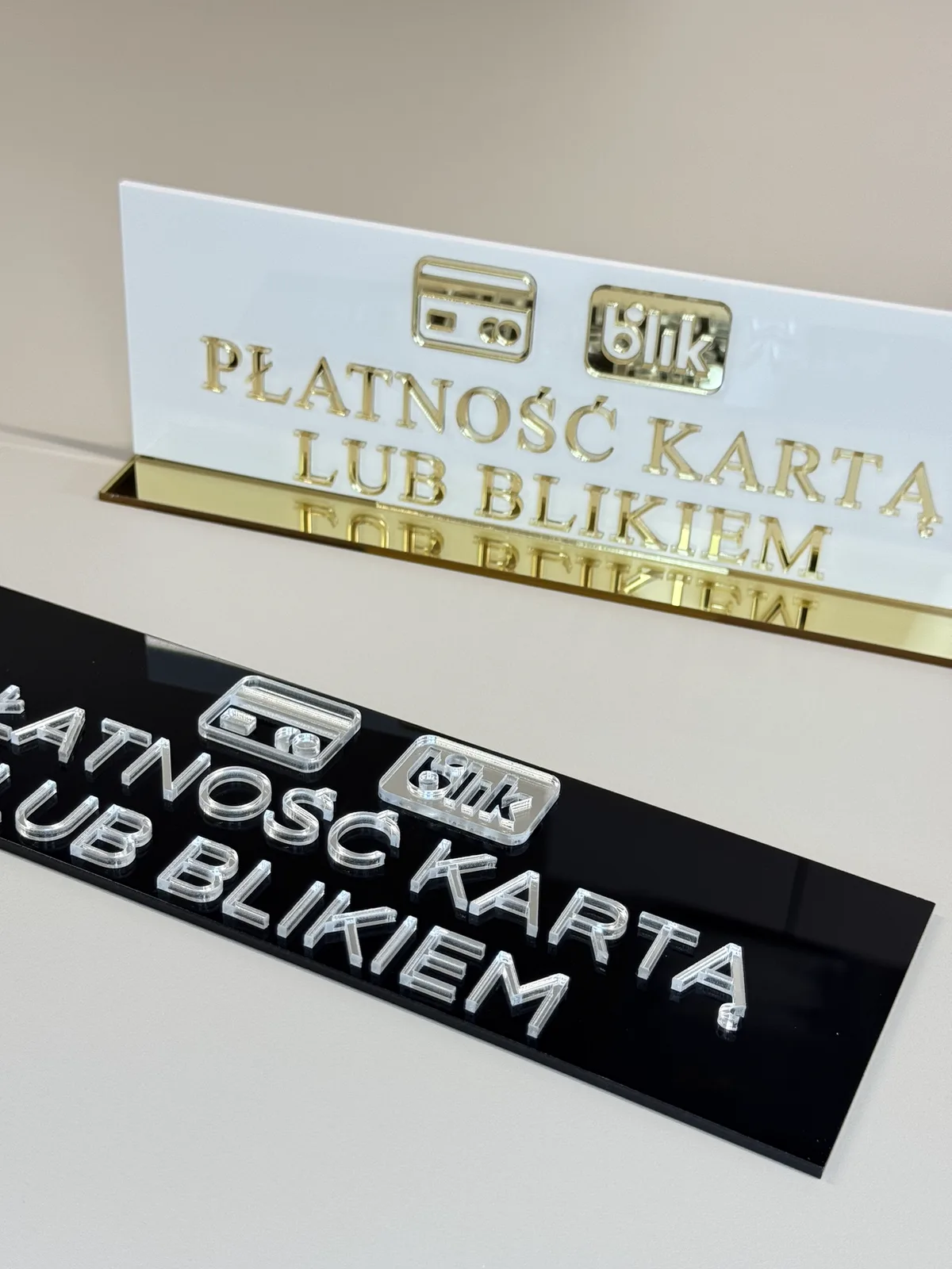 Tabliczka 3D: Płatność kartą lub BLIKIEM