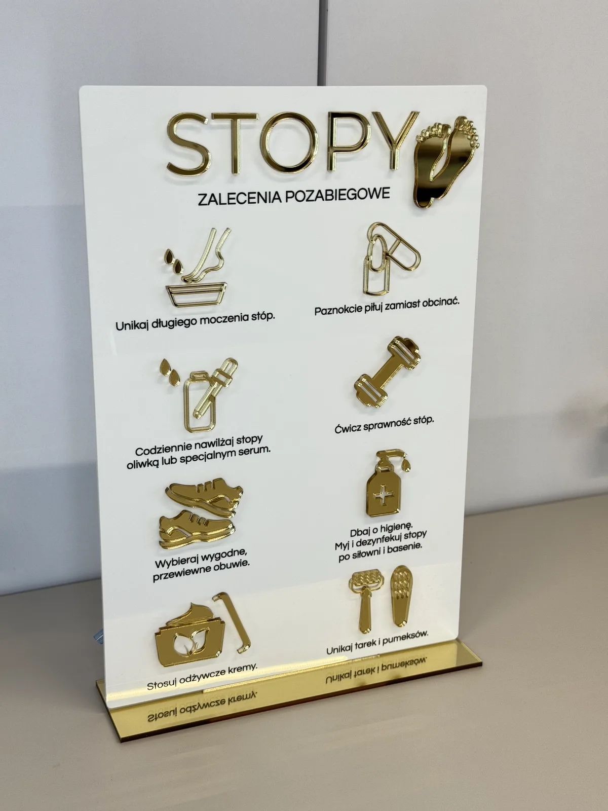 Tabliczka 3D: Zalecenia pozabiegowe - stopy