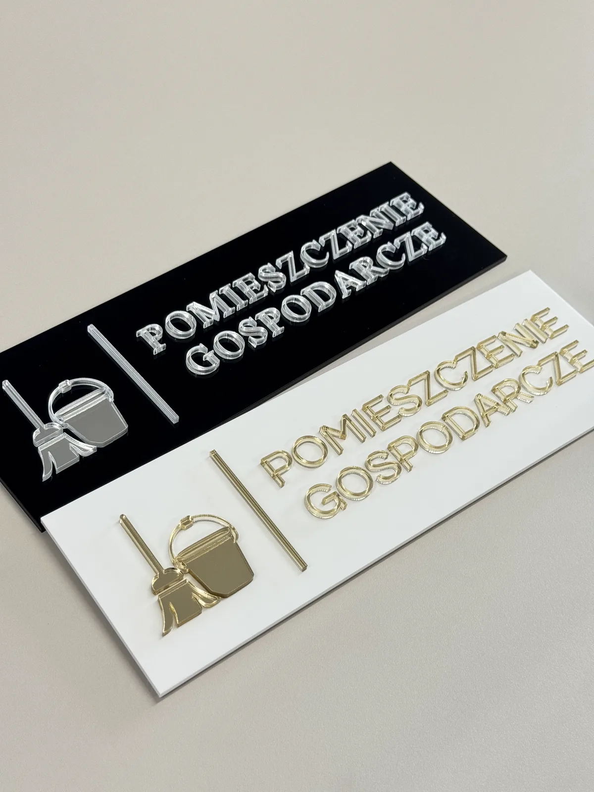Tabliczka 3D: Pomieszczenie gospodarcze z piktogramem