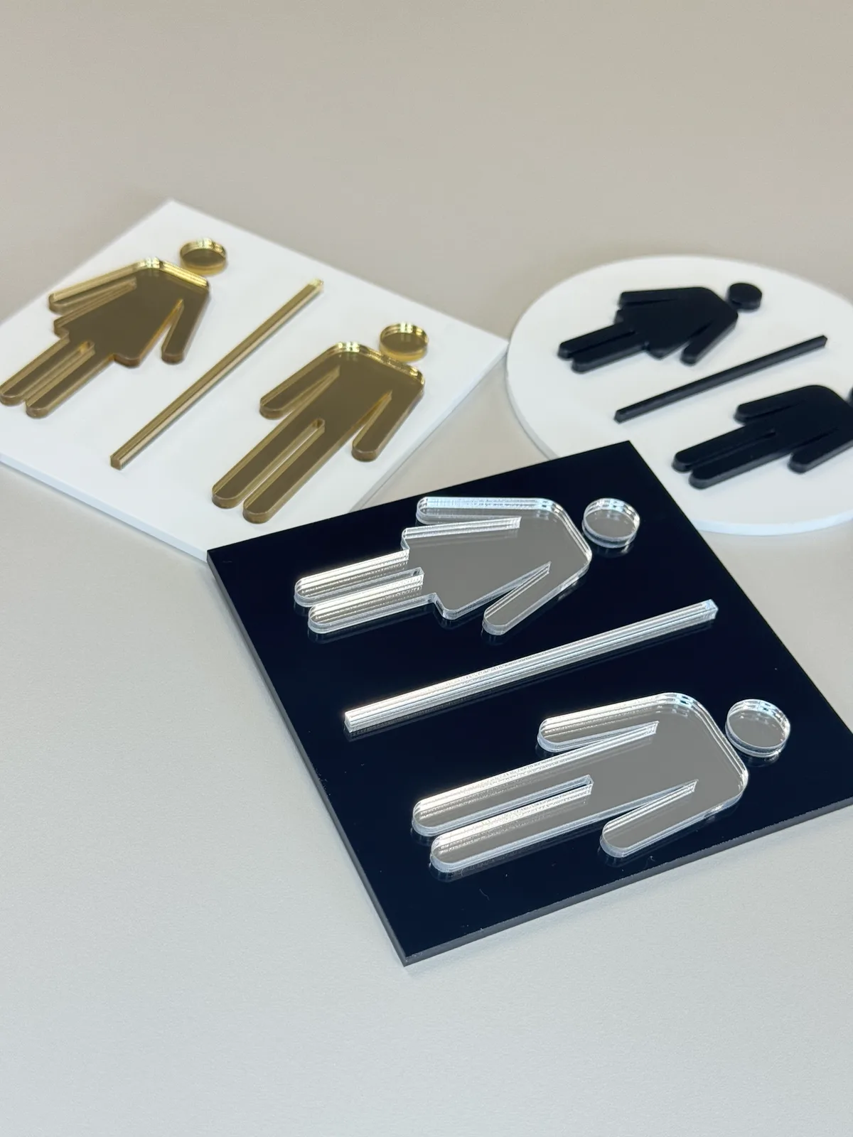 Tabliczka 3D: Toaleta damsko-męska - piktogram