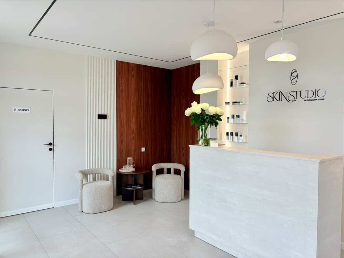 Realizacja Lusmeb: lada recepcyjna w salonie beauty